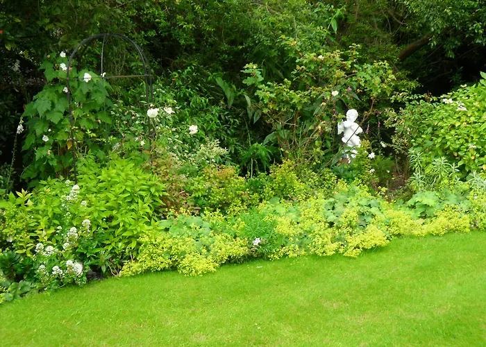 Holly Croft 5* Scarborough